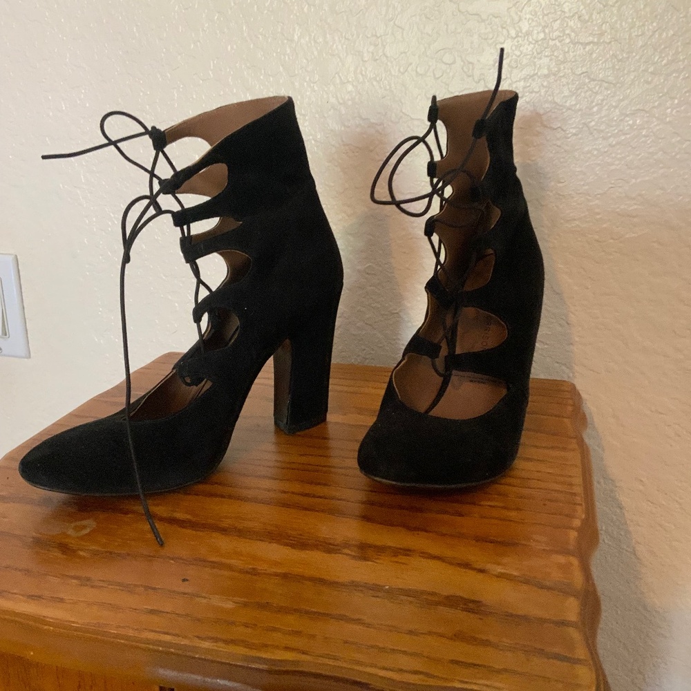 Sigerson Morrison Black Suede Lace Up Open Front Boots - Size 8